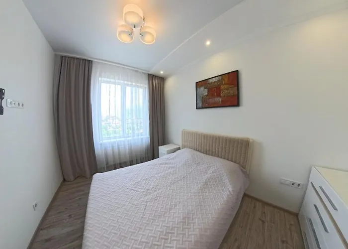 біля моря, французький б-р, відрада, інститут філатова, центр 敖德萨