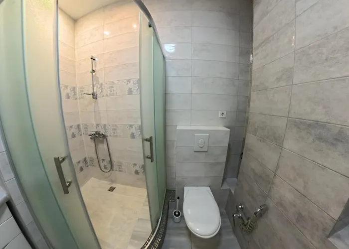 біля моря, французький б-р, відрада, інститут філатова, центр Apartment