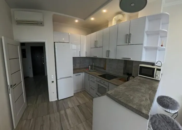 біля моря, французький б-р, відрада, інститут філатова, центр Apartment *